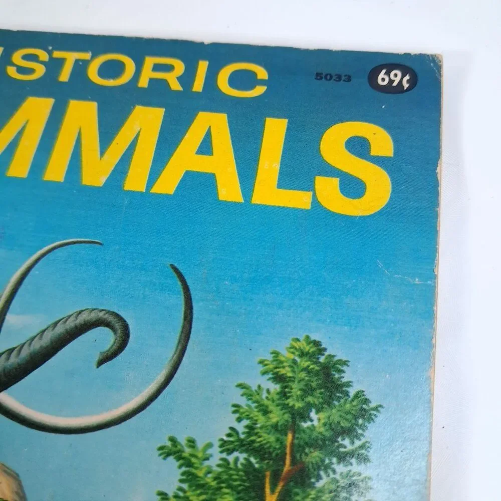 Vintage The How & Why Wonder‎ Book Of Prehistoric Mammals kids 1972 animals pics